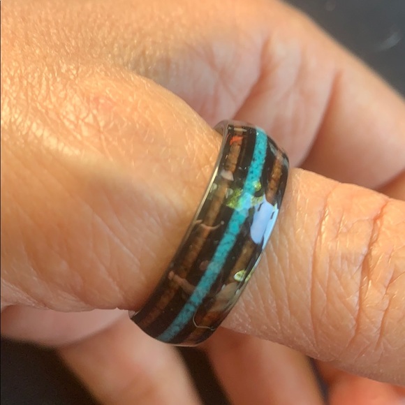 8mm Wood & Crushed Turquoise Tungsten Wedding band - Picture 8 of 12
